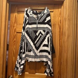 Karl Lagerfeld Black and White High-Low Skirt